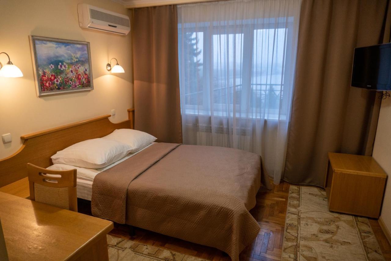 Hotel Ternopil 酒店