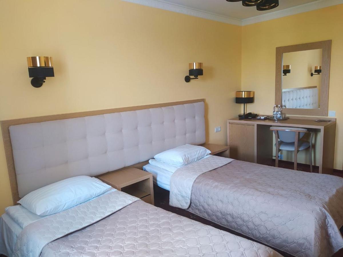 Hotel Ternopil 酒店 3*